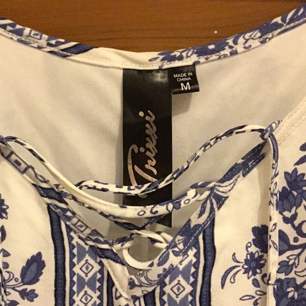 Dress - Picture 3 of 4